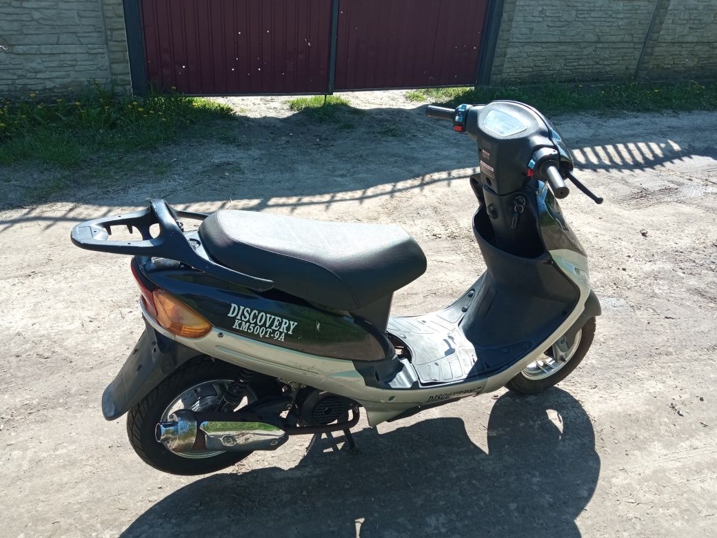 Продам скутер Discovery 50