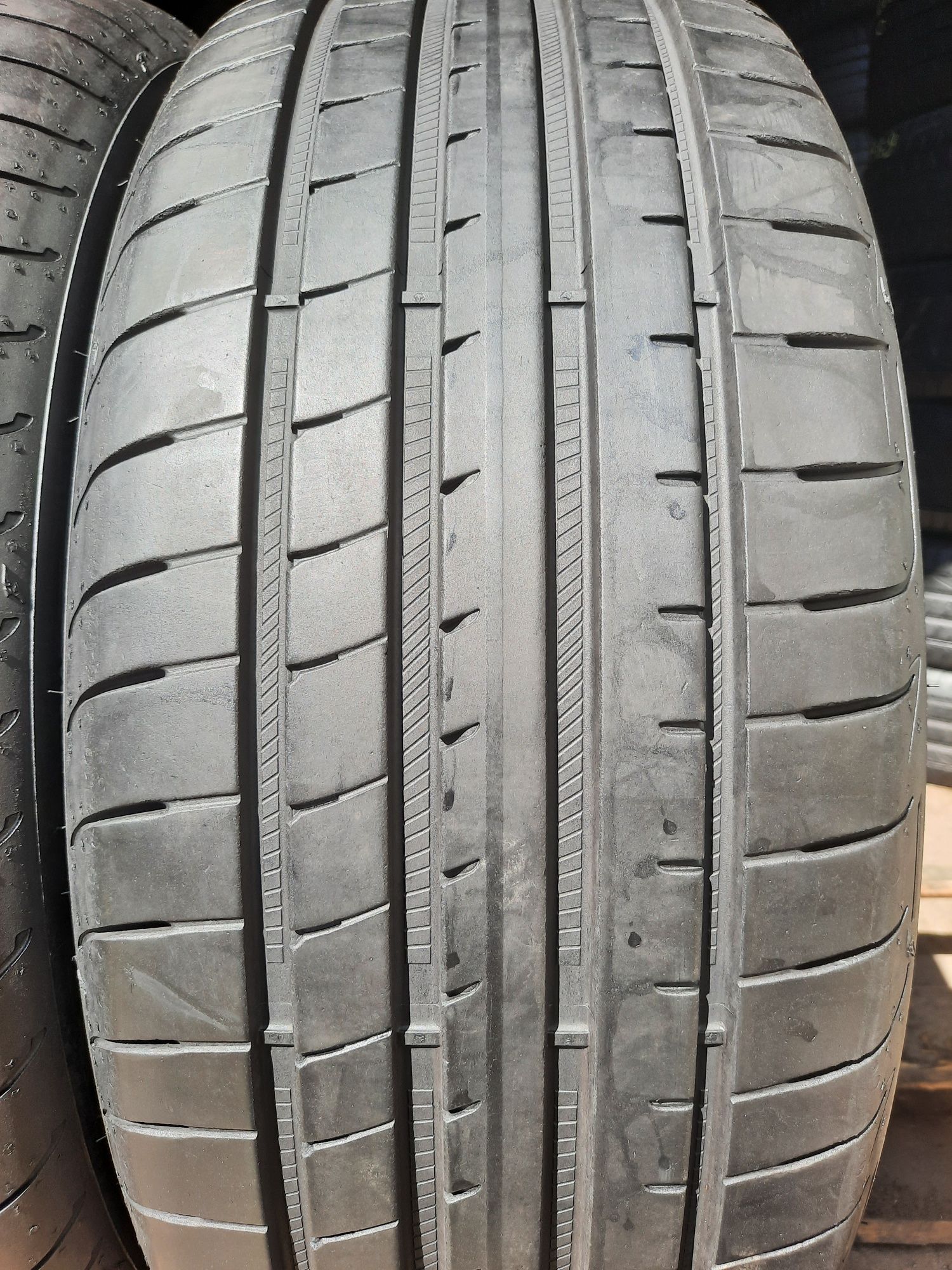 Літні шини 225/45 R18 Goodyear Eagle F1 Asymetric 5 2шт. 90% 2021