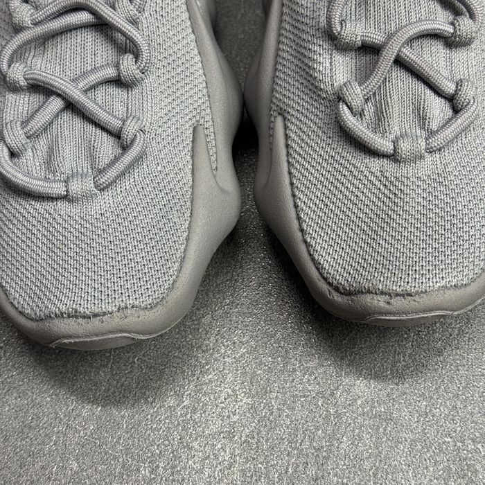 Сірі кросівки Adidas Yezzy ОРИГІНАЛ 100% 45 р