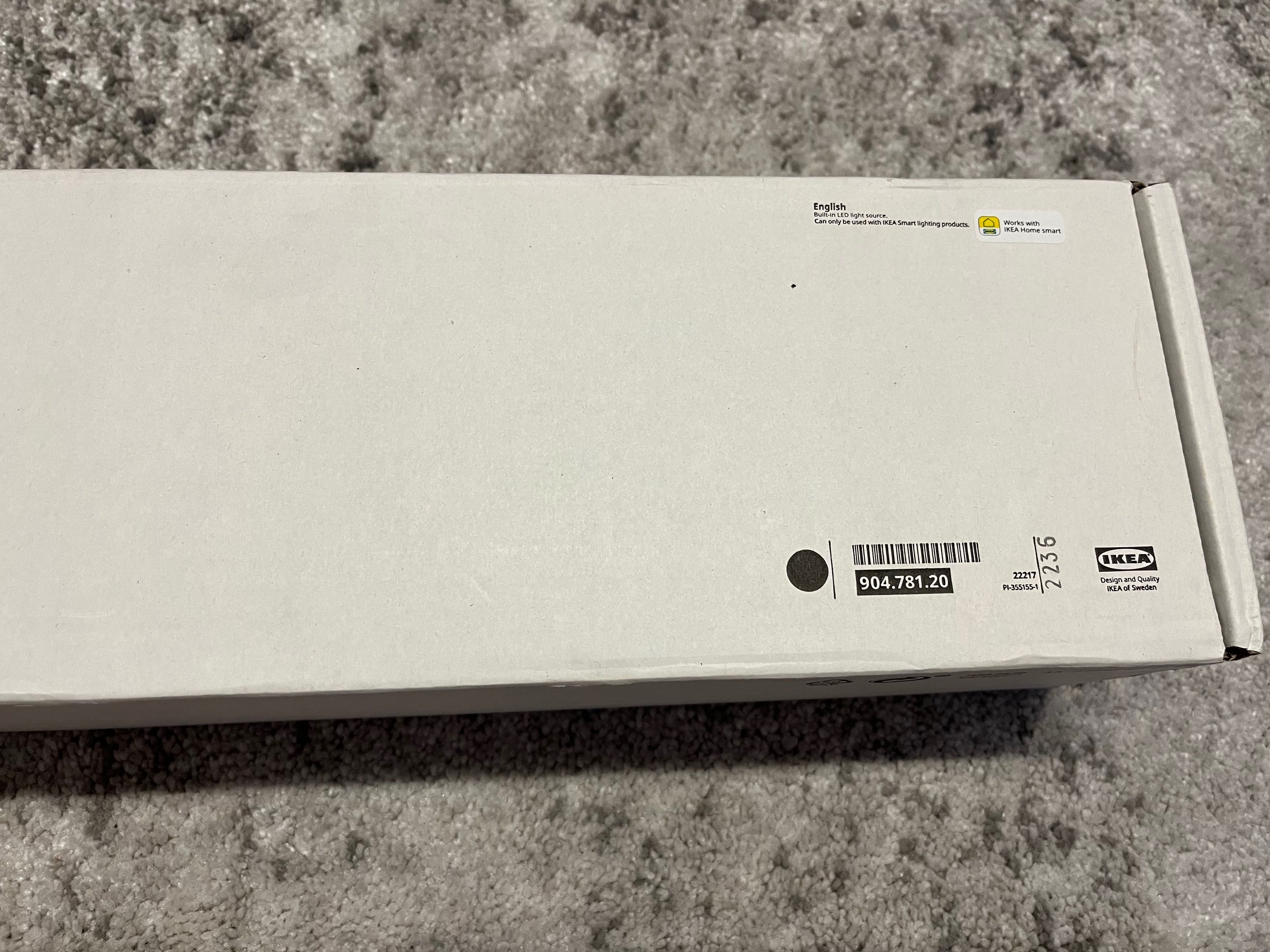 IKEA PILSKOTT Lampa podłogowa LED smart czarny