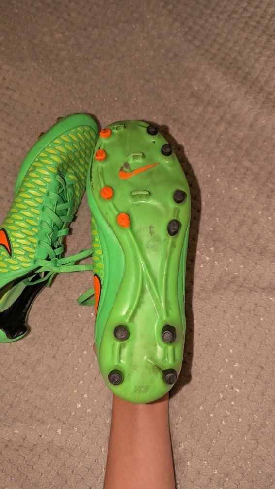 Бутсы Nike Magista