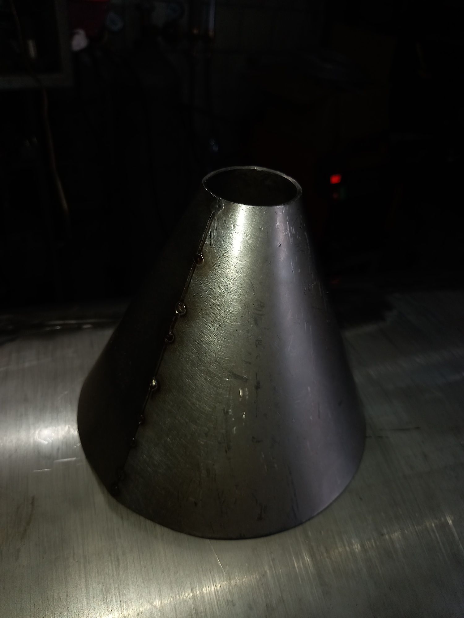 Конус из металла, изготовление конусов, вальцовка металла .