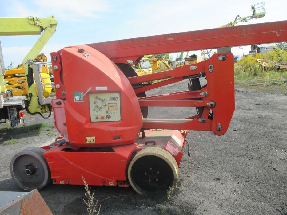 Podnośnik koszowy Airo A15 JE uszkodzony