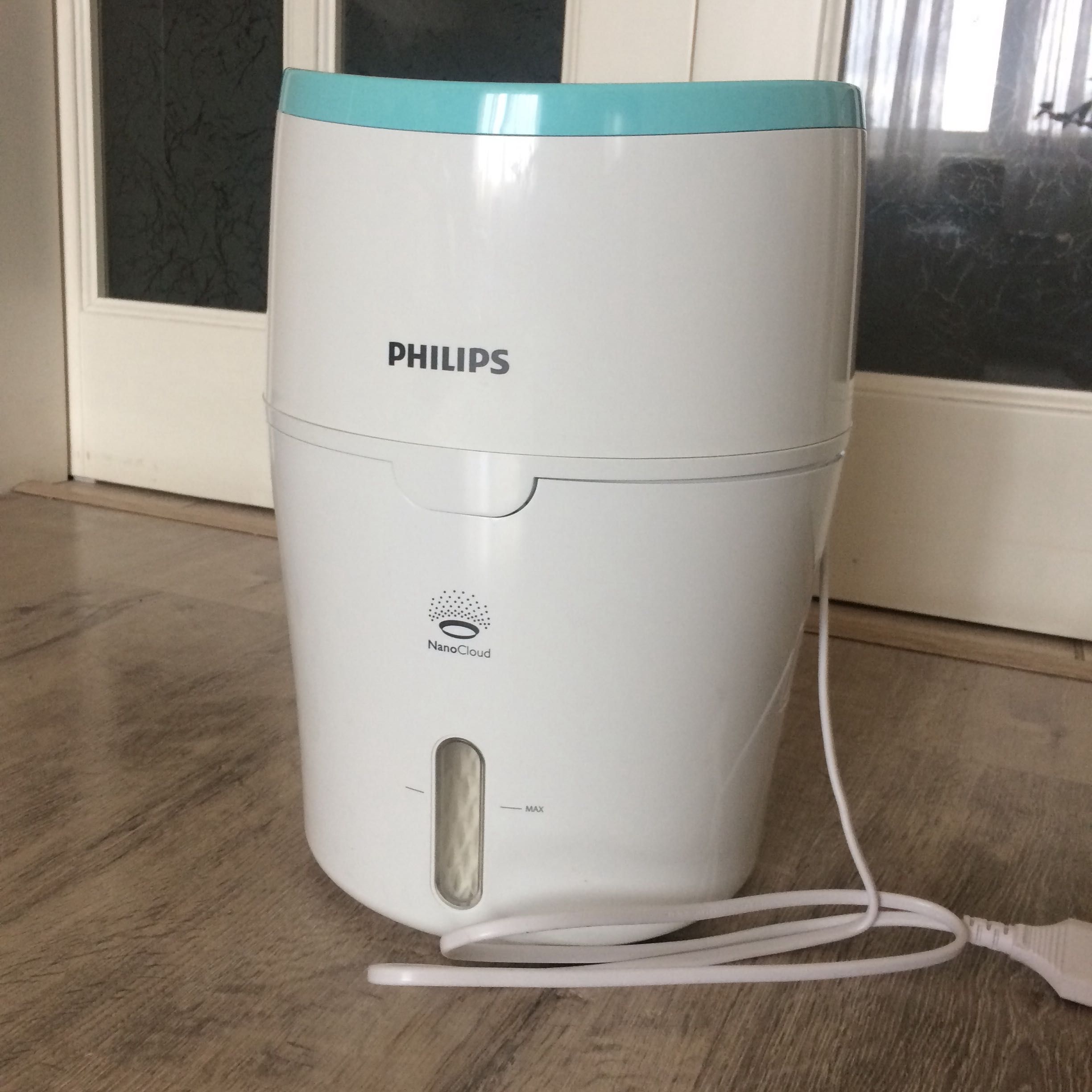 Увлажнитель воздуха Philips Seria 2000