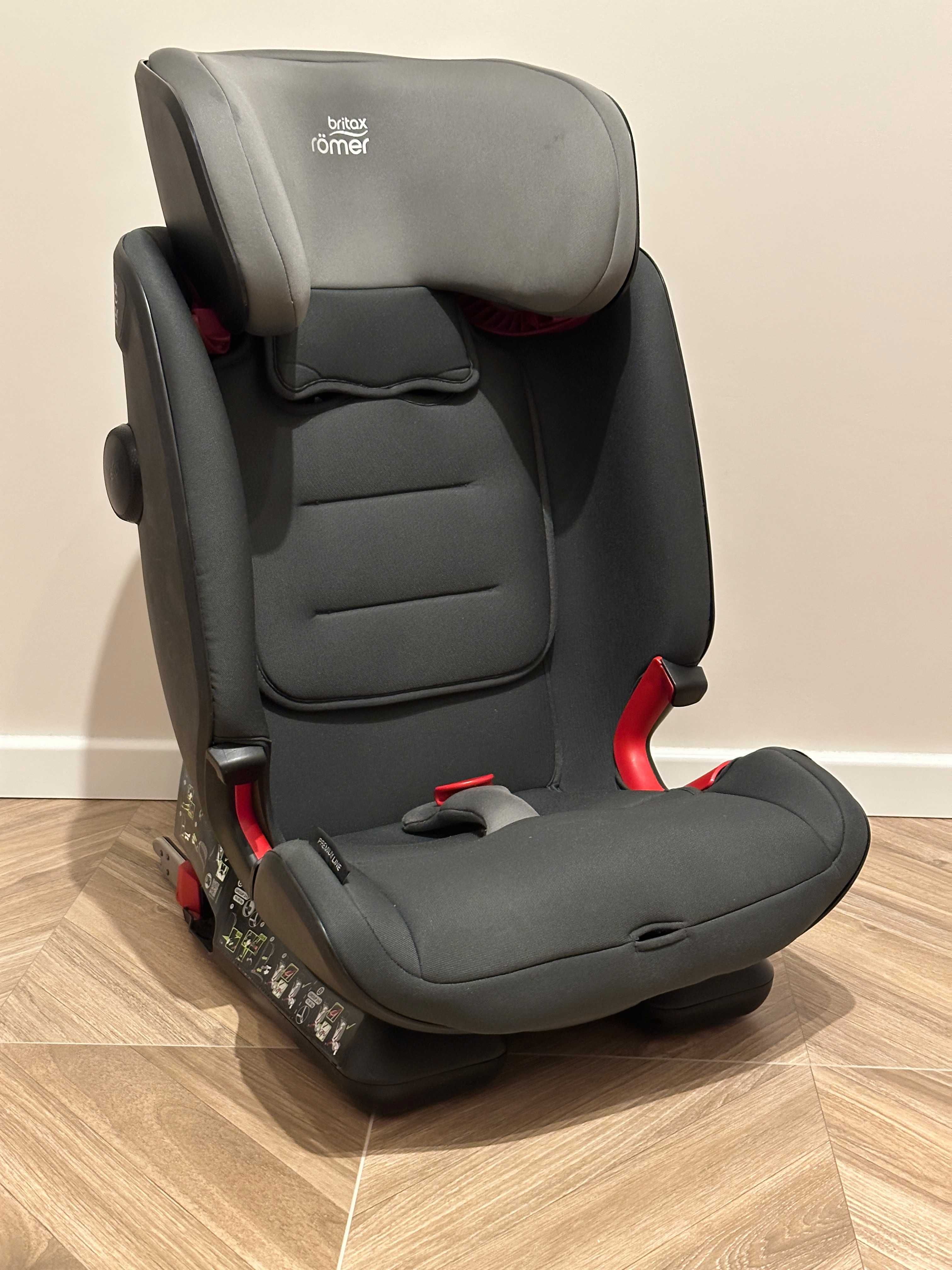 Britax Römer Advansafix IV R