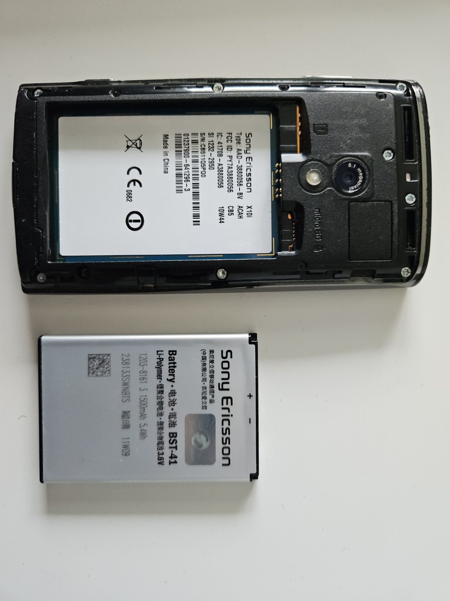 Xperia X10 zabytek retro