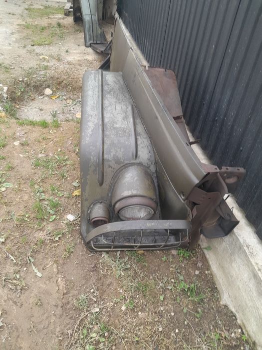 Крила лв +пр Зіл 131