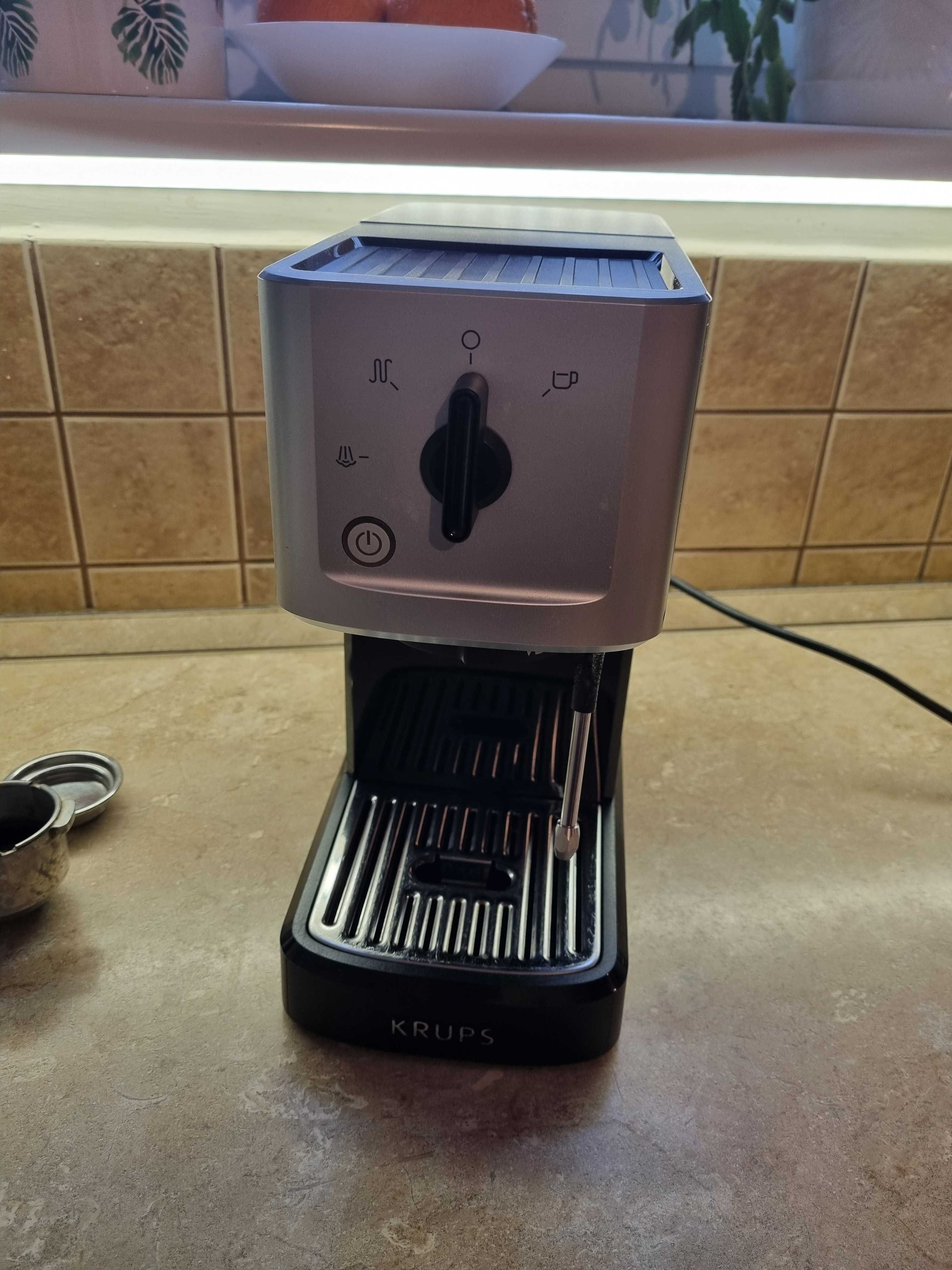 Ekspres do kawy Krups xp3440, stan bardzo dobry.