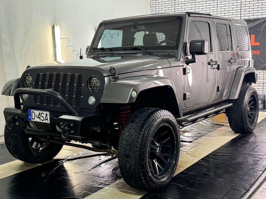 Jeep Wrangler auto sprowadzone z usa. w moich rekavh od 3 lat. bez zastrzezen