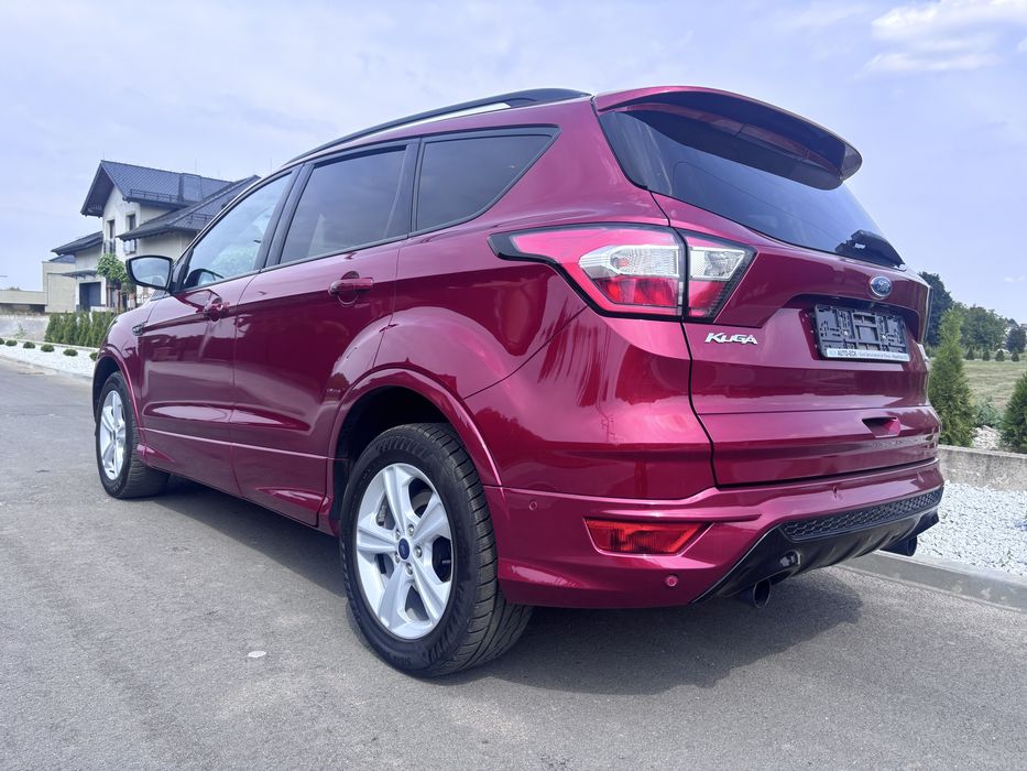 Ford Kuga  ST-line