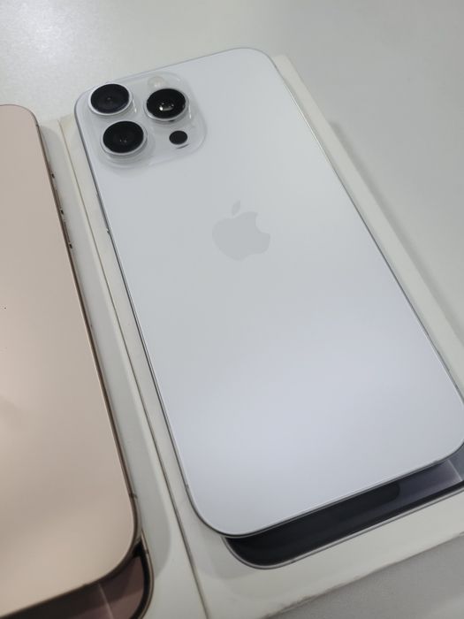 Iphone 16 Pro Max  como novo 256GB