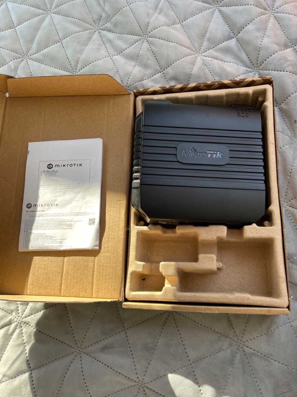 MikroTik – LtAP LR8 LTE6 kit (LTAP-2HND&FG621-EA&LR8G)