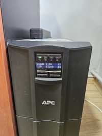 APC Smart ups 2200VA lcd display