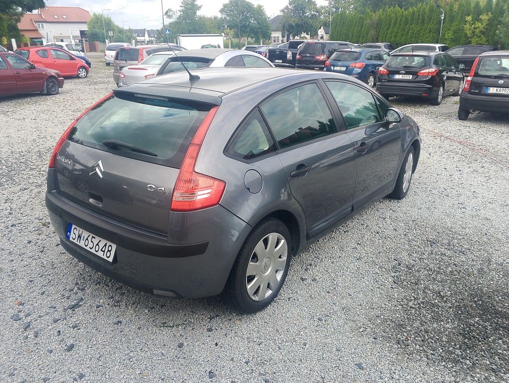 Citroen c 4  1600 plus lpg niski przebieg