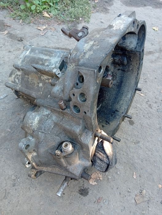 Коробка на тарвію Славута 5ст