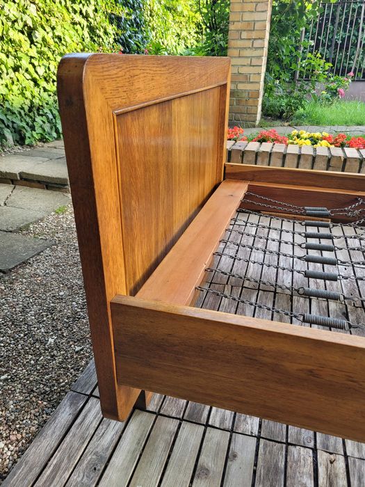 Stare przedwojenne Łóżko z 1935 roku