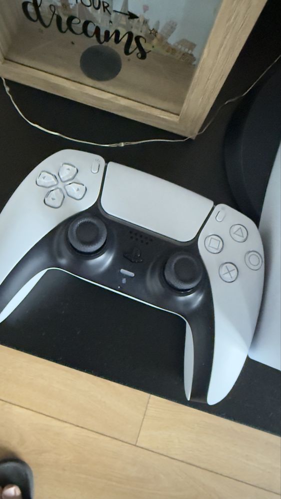 Playstatio 5 + dwa pady