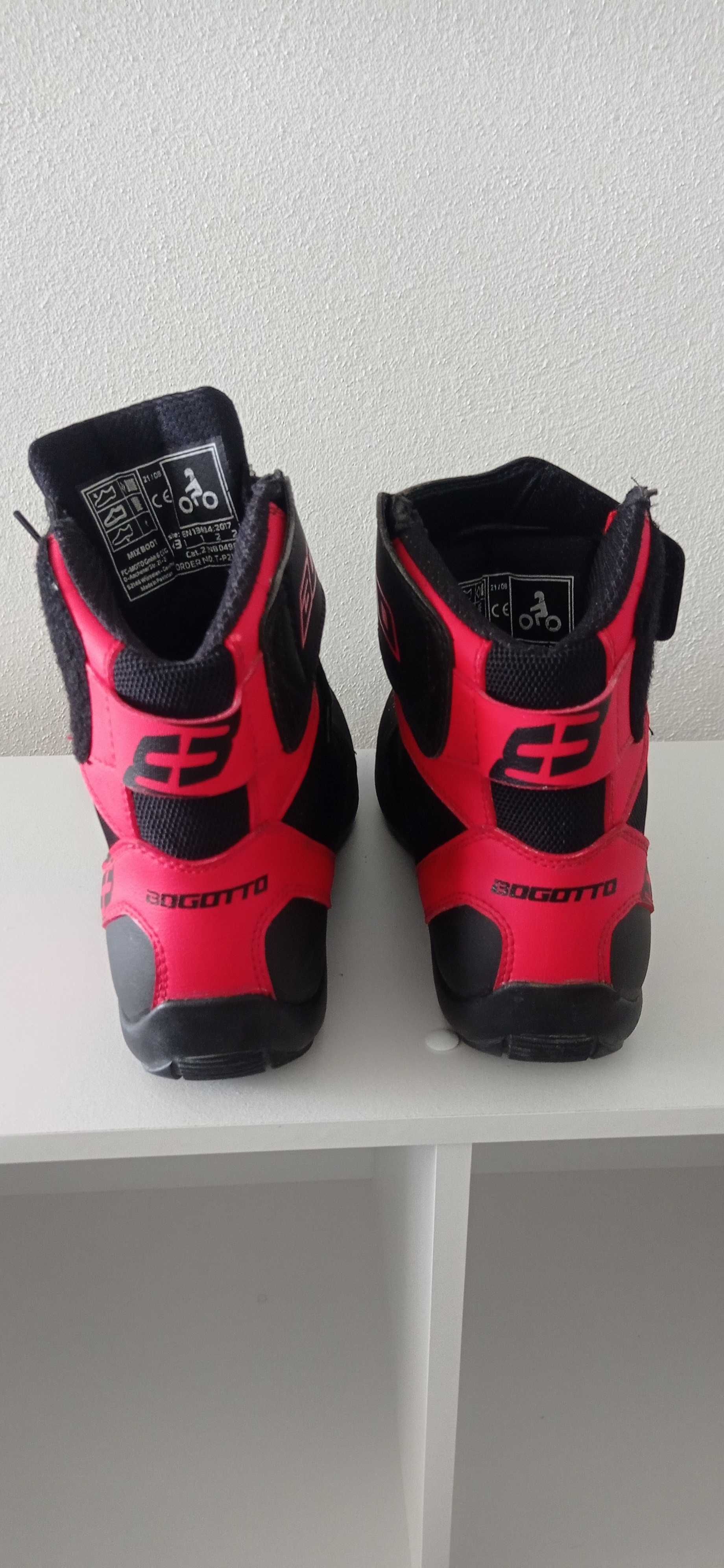 Vendo botas motard.