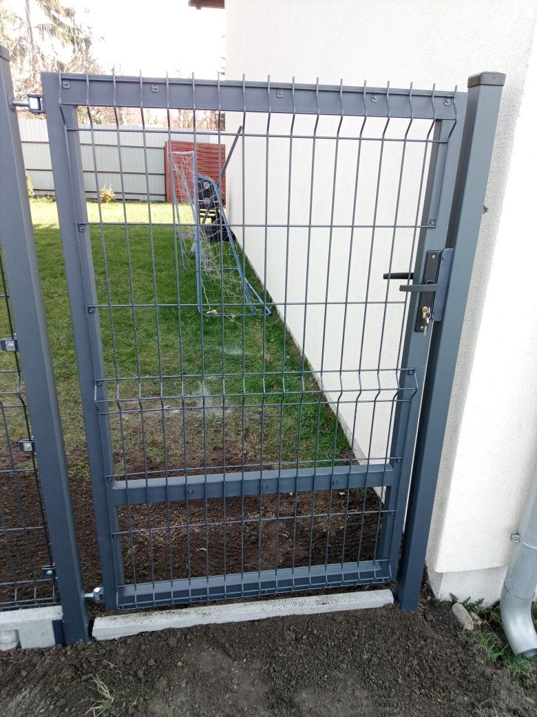 Ogrodzenie 3d panelowe + podmurówka  Montaż furtki bramy Kościan