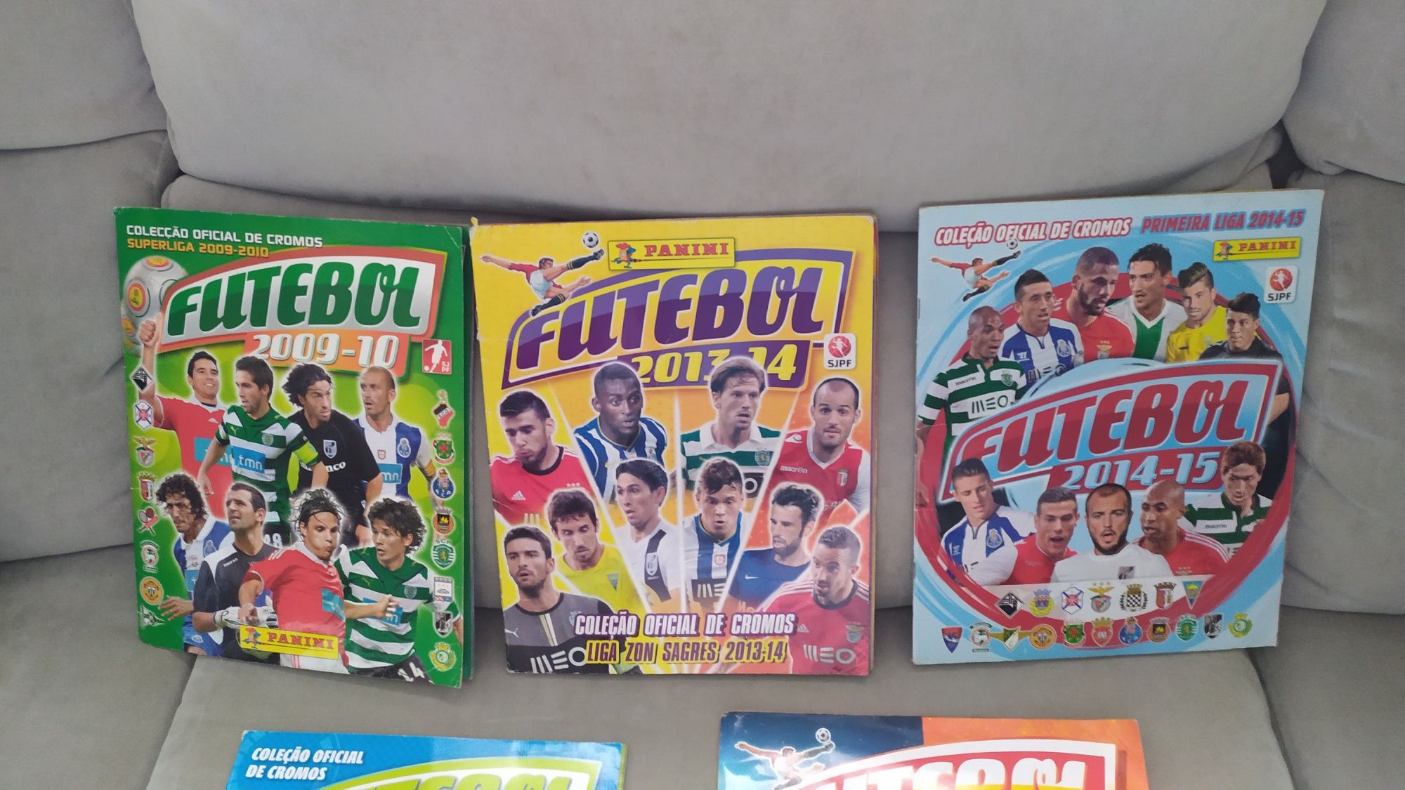 5 cadernetas coleção oficial Superliga FUTEBOL da Panini