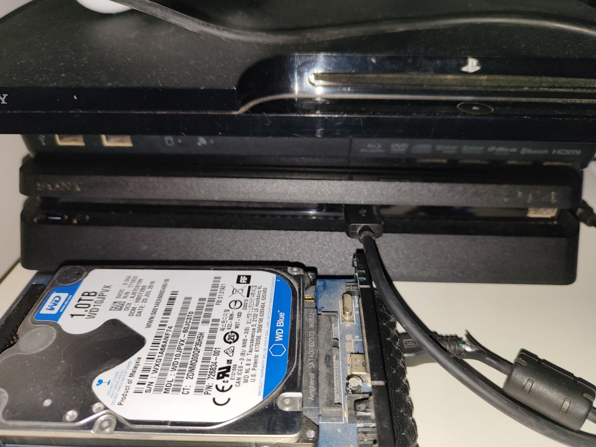 PlayStation 4 1TB Desbloqueado 1 Comando Edição Especial