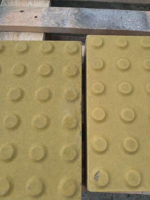 Тактильна плитка 2 сорт.