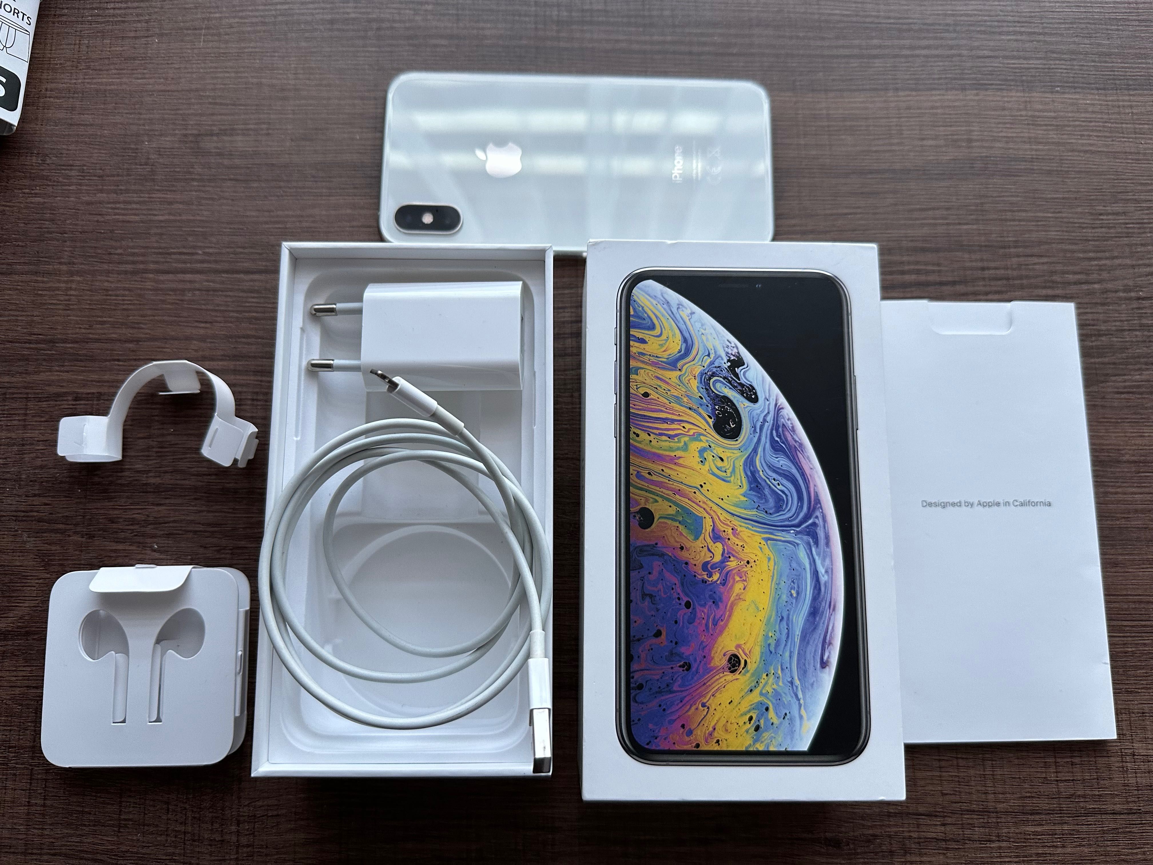 iPhone XS 64GB Silver