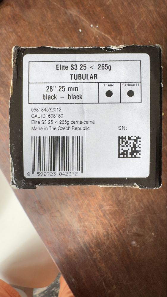 Szytka Tufo Elite S3 25mm czarna + gluing tape Tufo 19mm