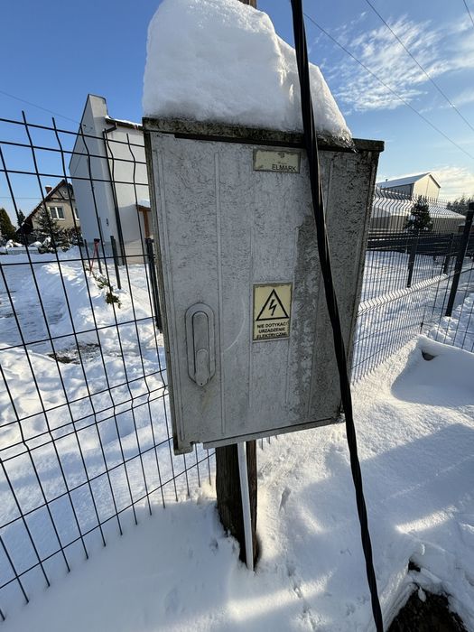 Słup budowlany energetyczny