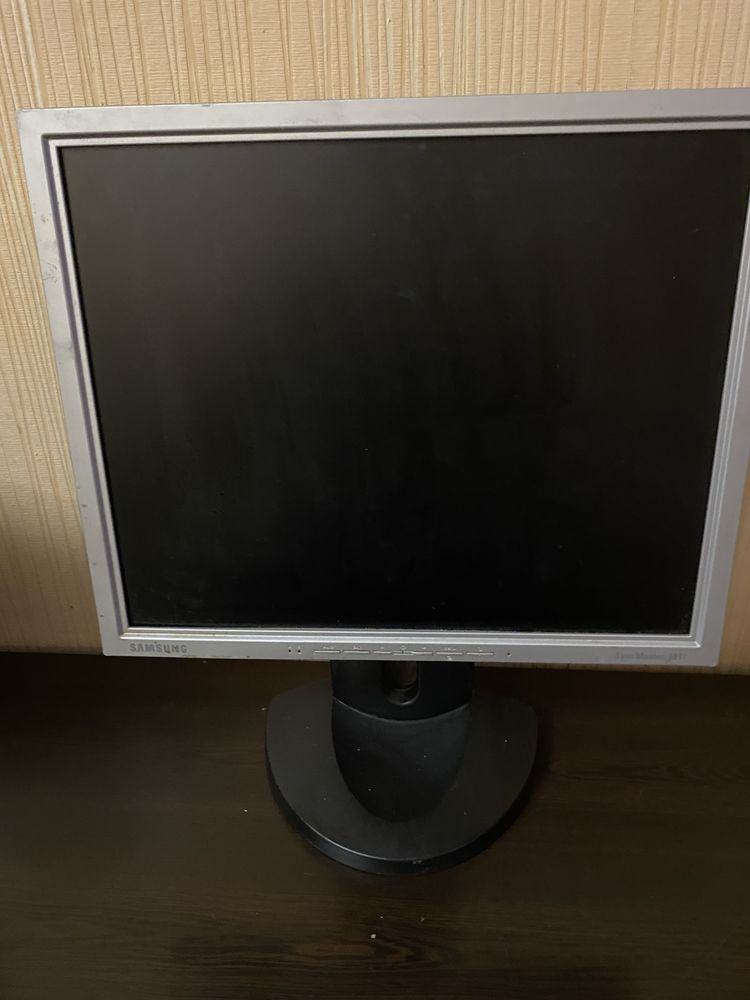 Продам монитор samsung suncmaster 181т