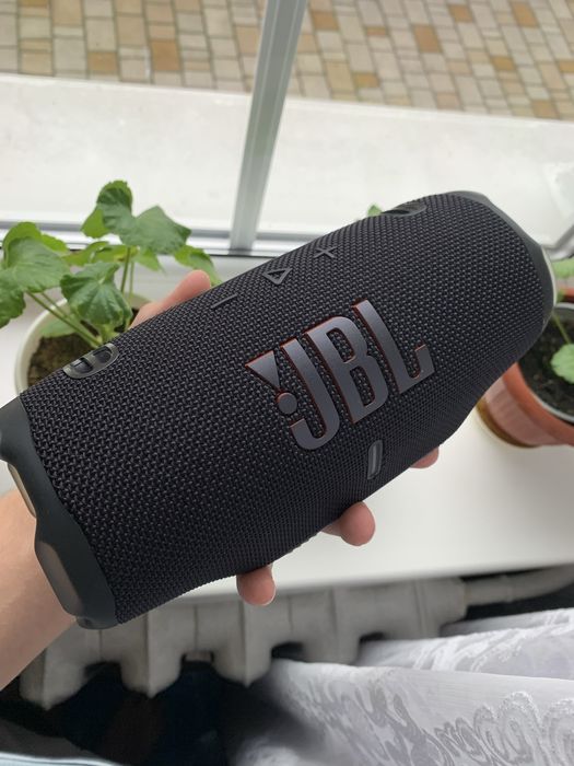 Оригінальна колонка JBL Charge 6