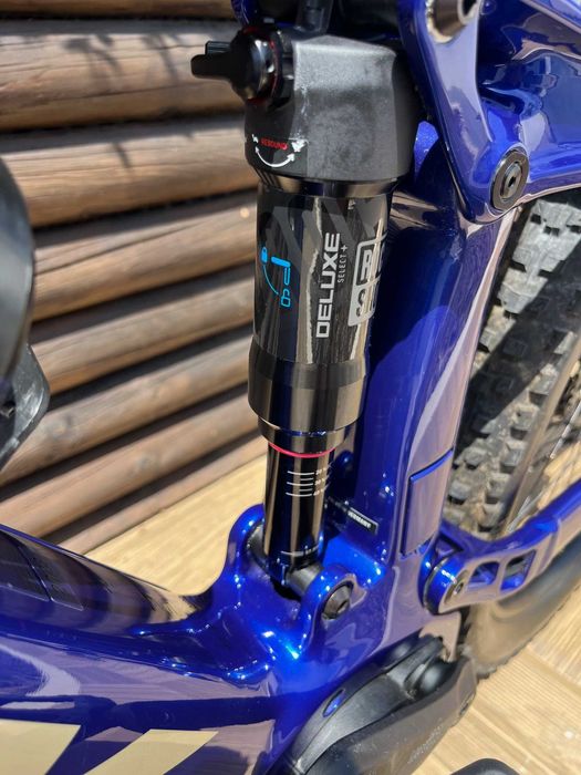 TREK RAIL 9.5 XL HEX BLUE 2023 - SPEEDBOX - quase sem uso