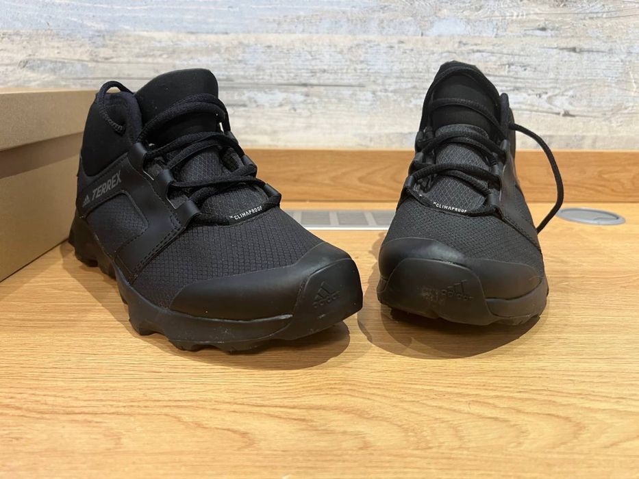 Кросівки Adidas Terrex 40 розмір