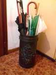 Bengaleiro em latão. Bom estado.