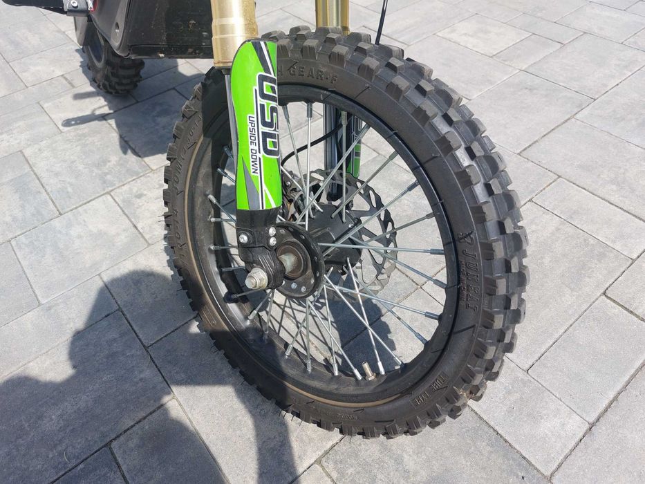 E-cross ASIX -709 /1100W