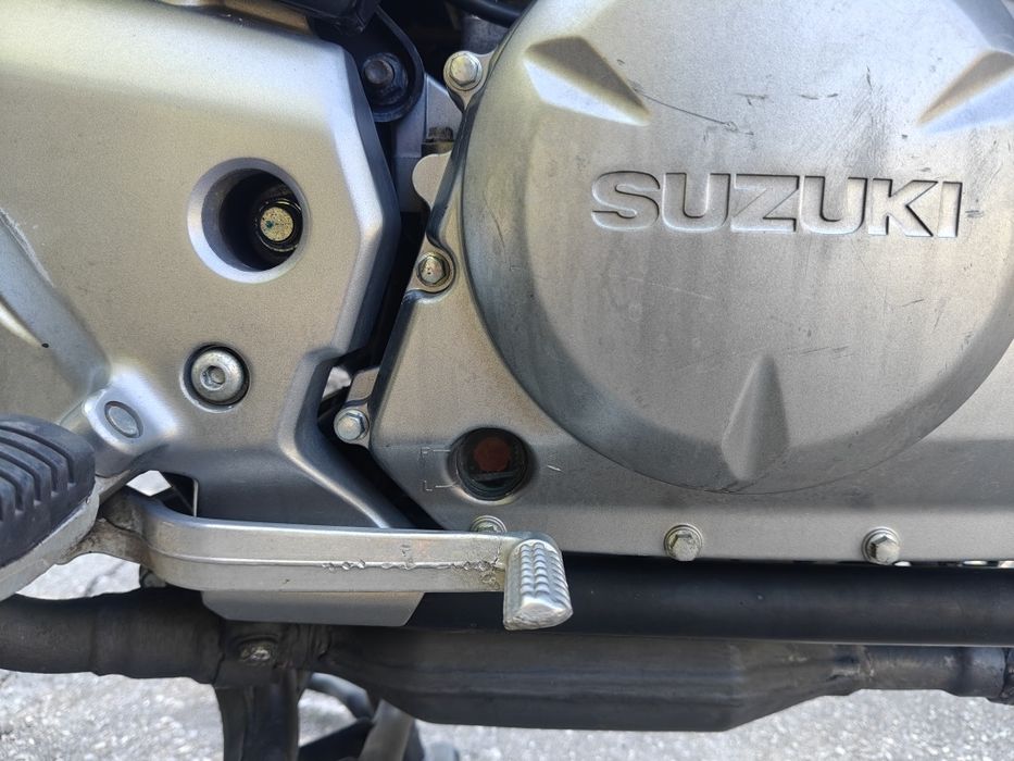 Suzuki GSR 250 інжектор