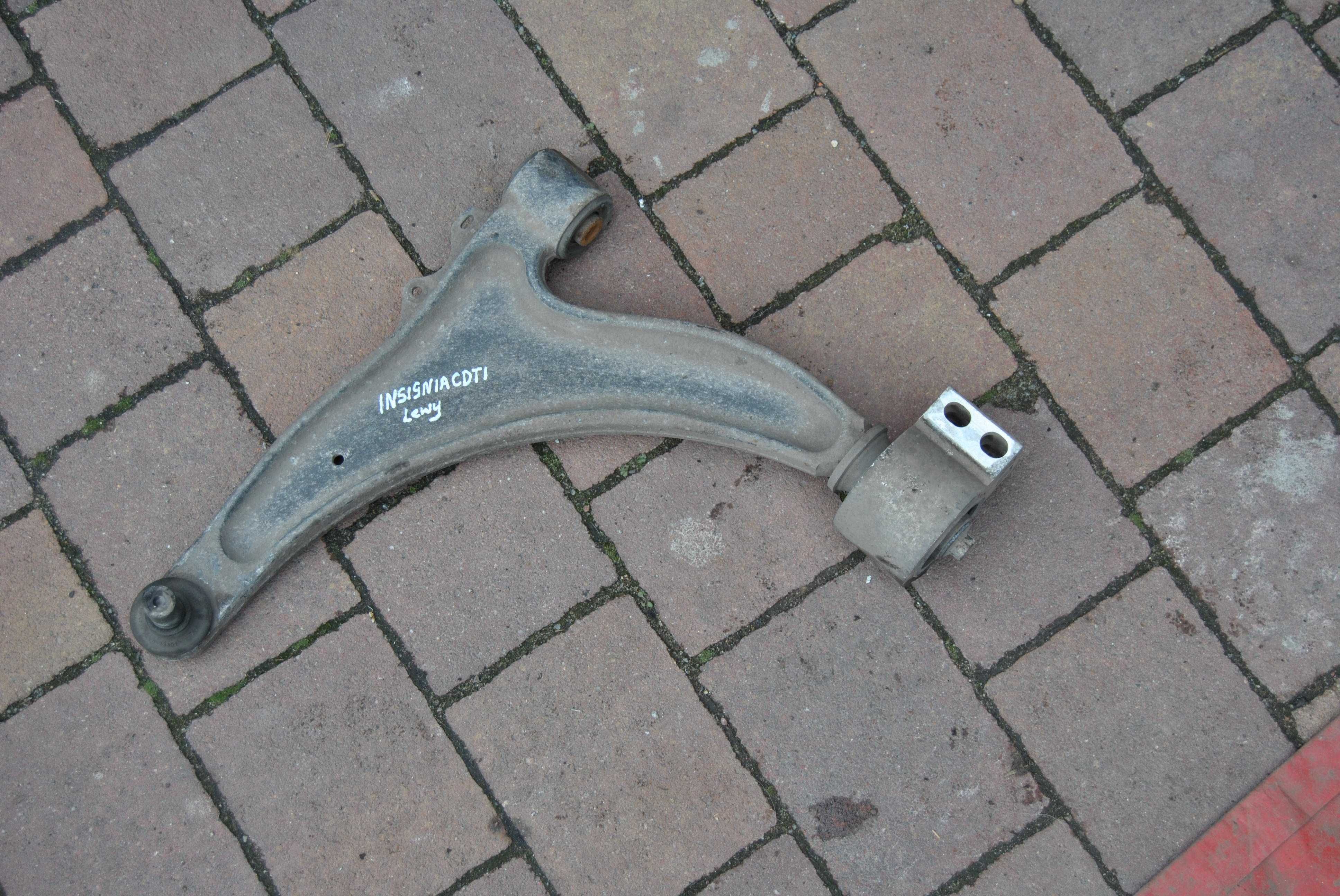 Wahacz lewy Opel Insignia
