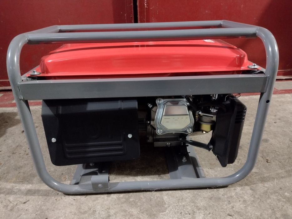 Генератор бензиновий kronwerk 2500