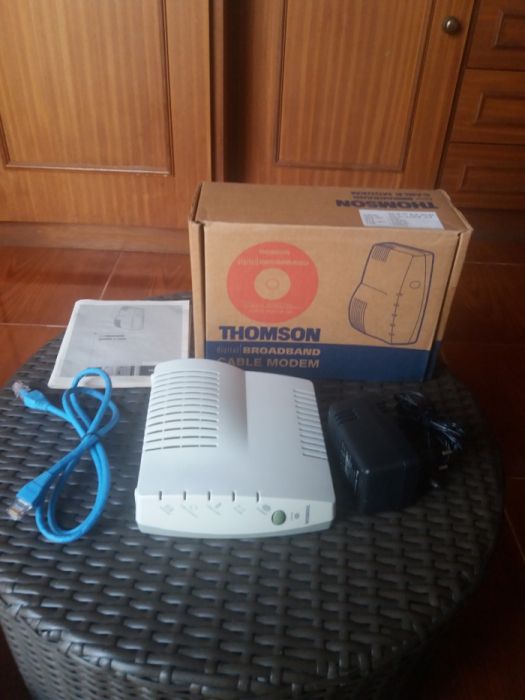 Cabo Modem externo THOMSON