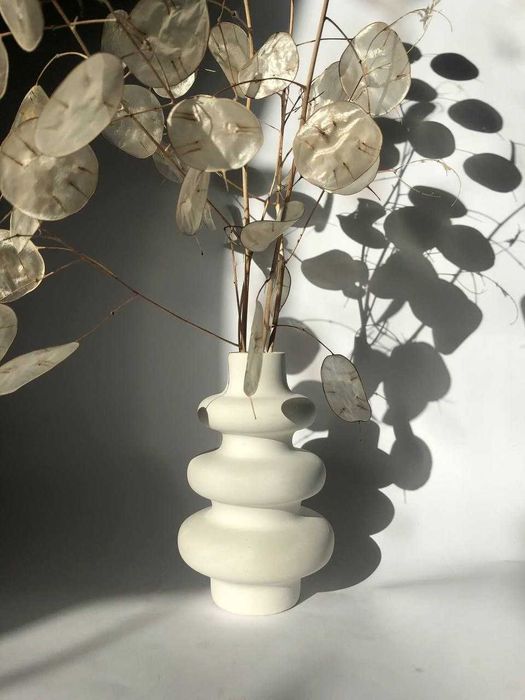 Гіпсова ваза для сухоцвітів