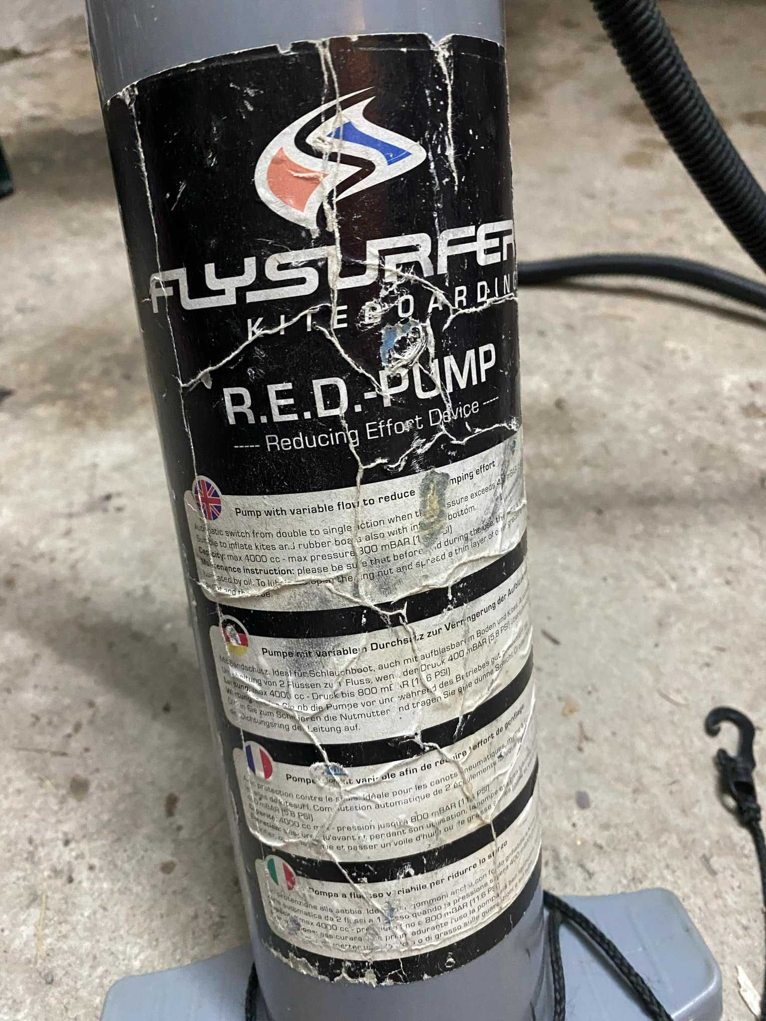 Pompka Flysurfer