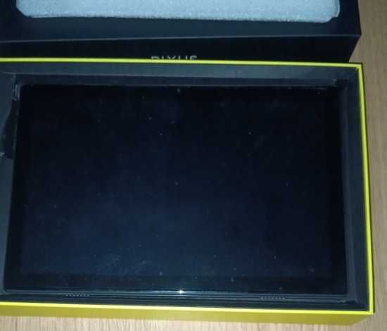 Продам планшет 10.1 Pixus Hammer