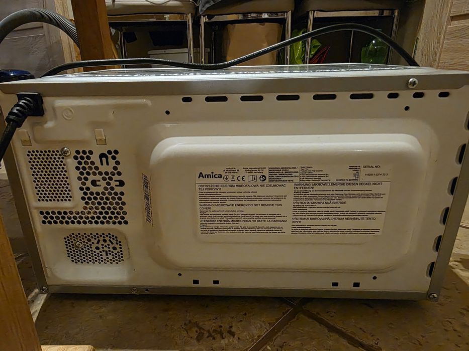 Kuchenka mikrofalowa Amica AMGF20E1S