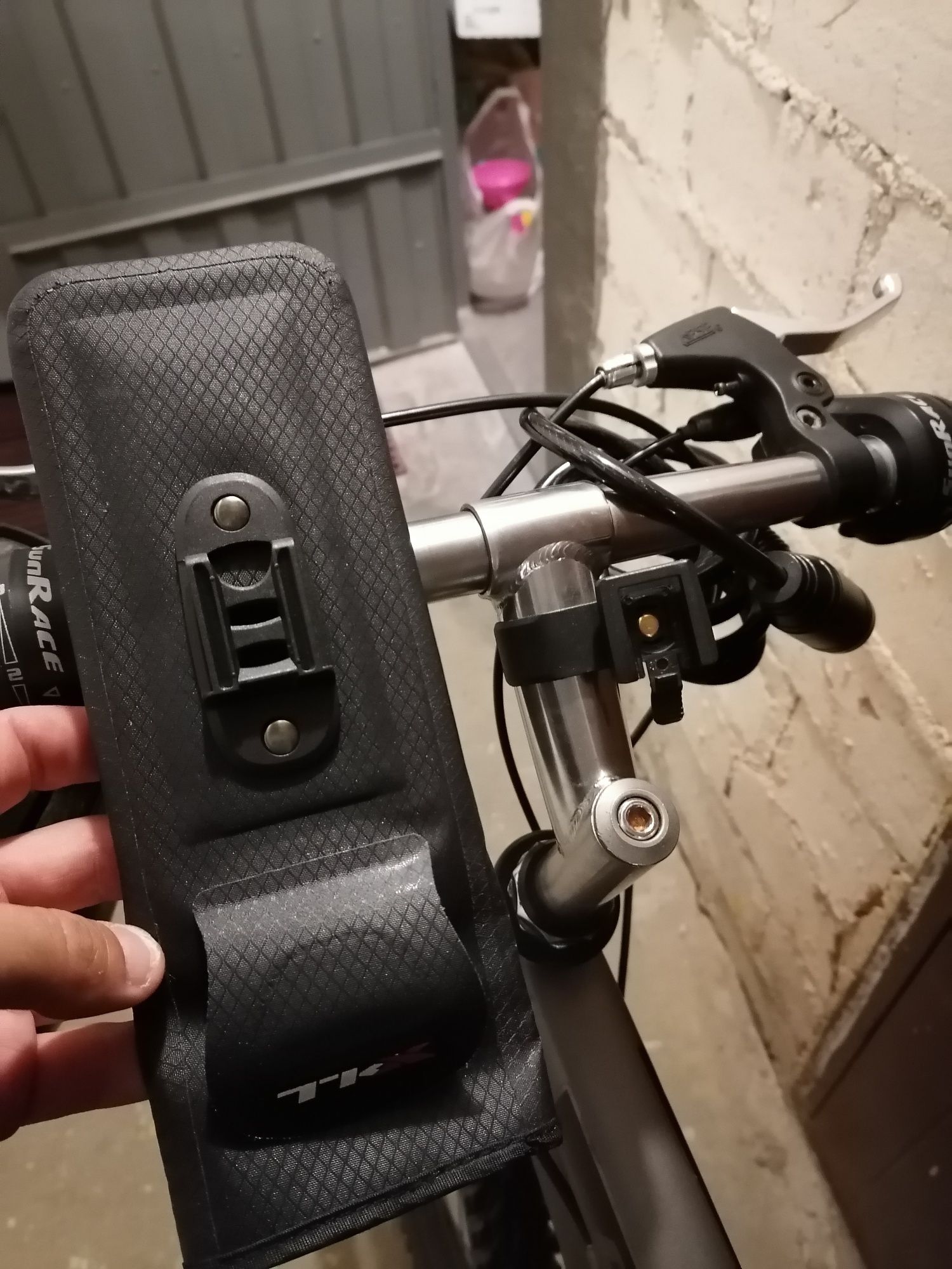 Futerał etui smartfon na rower 6,5"