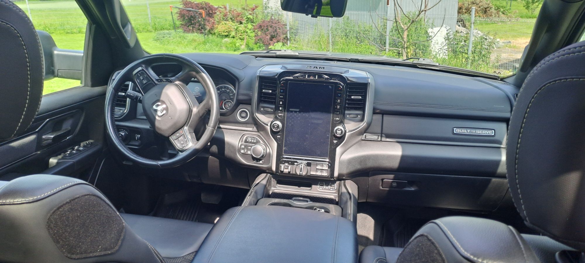 RAM 1500 "BUILT TO SERVE" jak nowy, Bezwypadkowy