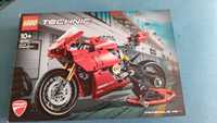 Lego Technic 42107 Ducati Paingale V4 R Motor Klocki