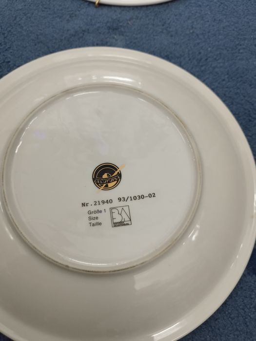 Conjunto 4 pratos 65€