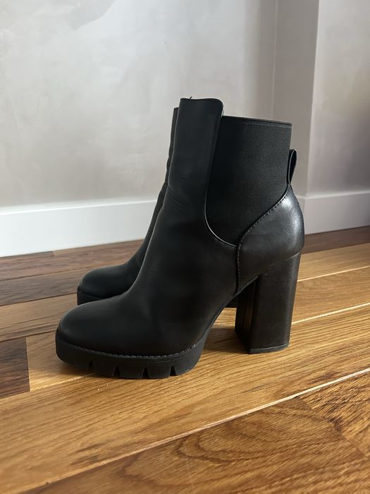 Ботінки на каблуку Zara