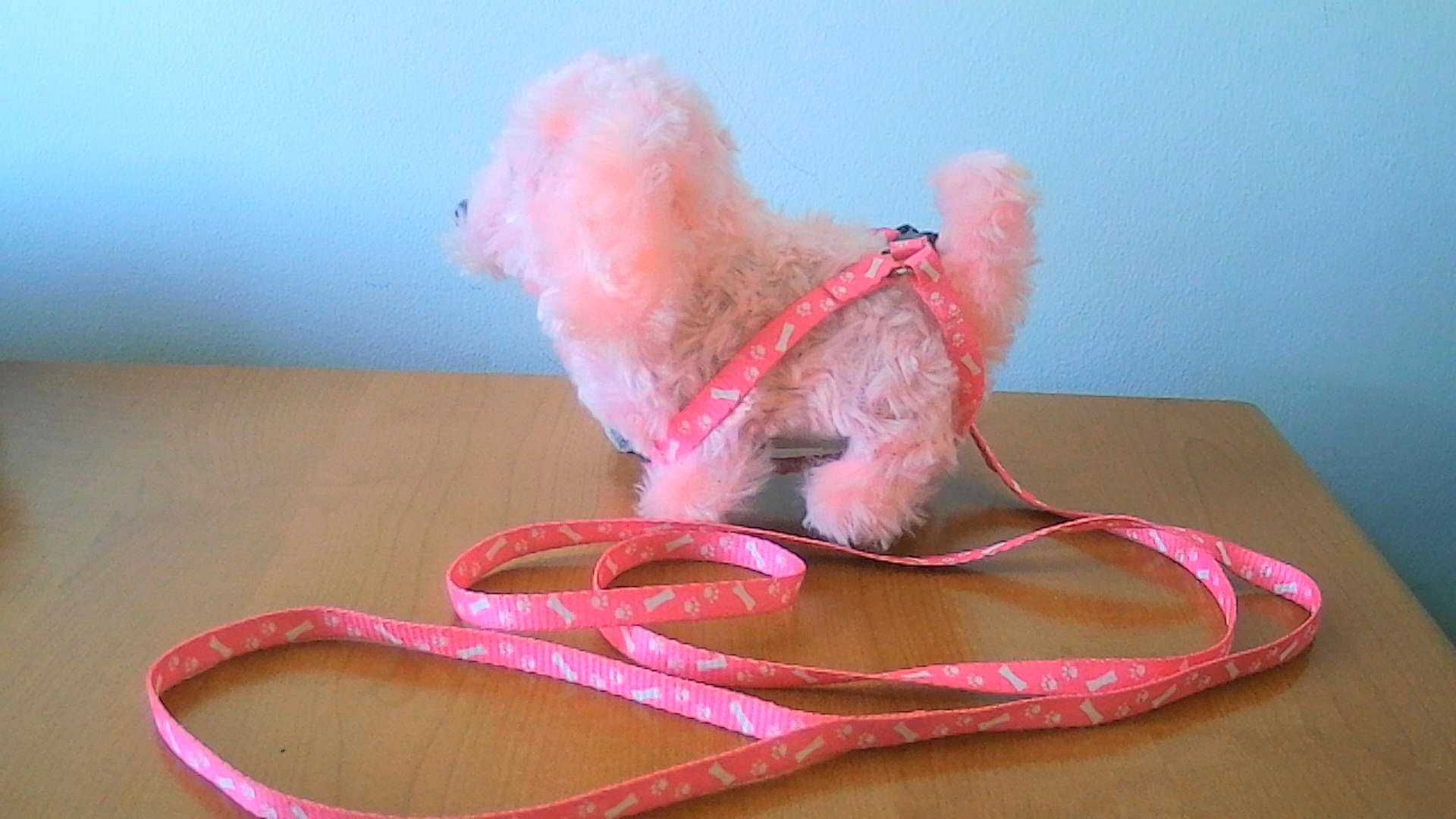 Cachorrinho a pilhas cor-de-rosa