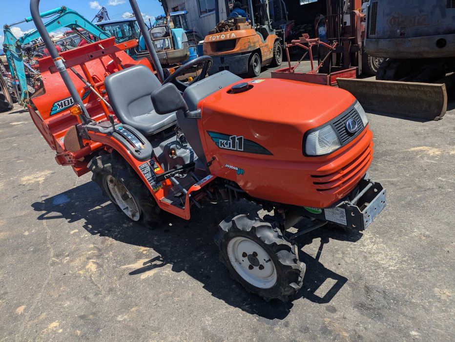 Traktor Kubota KJ11D